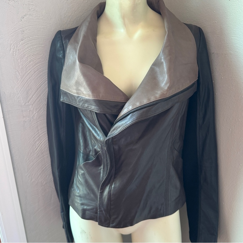 Vince leather jacket with collar black and brown short XS
